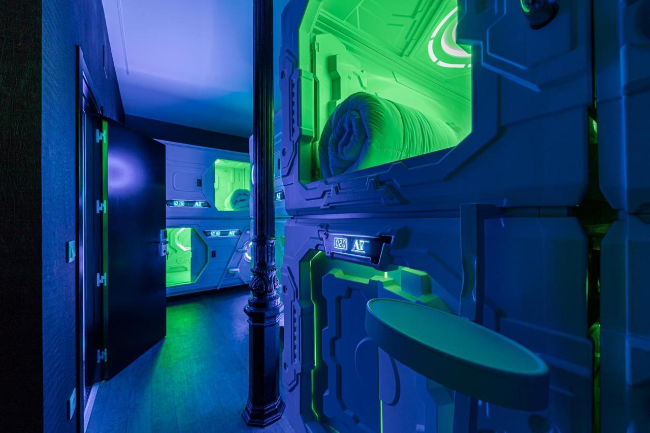Art Seven Hostel Capsules มาดริด ภายนอก รูปภาพ